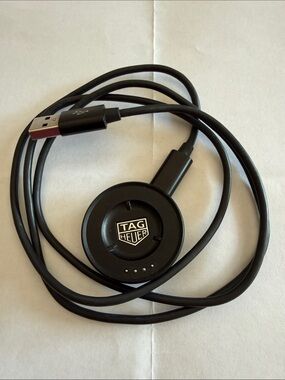 Tag Heuer Connected Calibre E3 charging kit